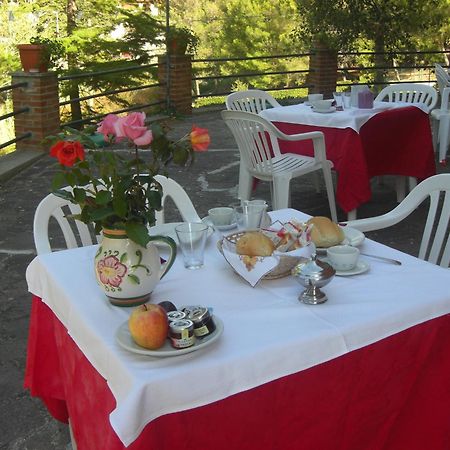 Hotel Il Poggetto Кастеллина-Мариттима Экстерьер фото