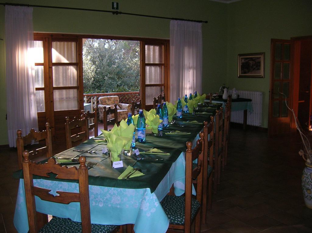 Hotel Il Poggetto Кастеллина-Мариттима Экстерьер фото