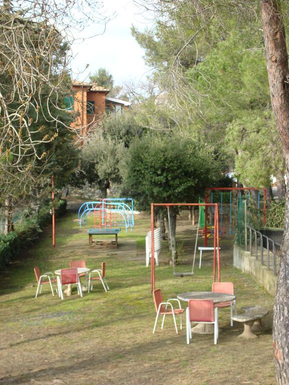 Hotel Il Poggetto Кастеллина-Мариттима Экстерьер фото
