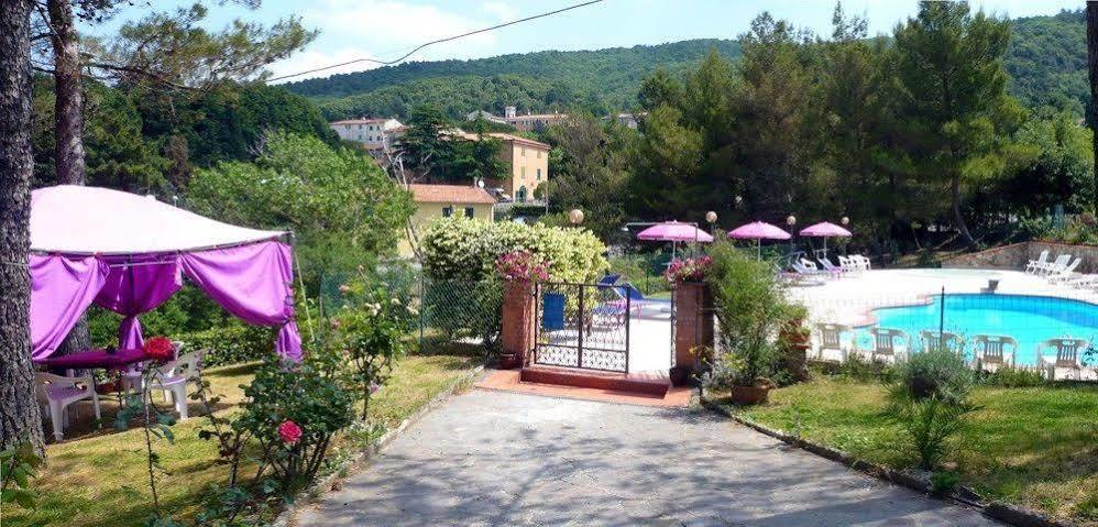 Hotel Il Poggetto Кастеллина-Мариттима Экстерьер фото